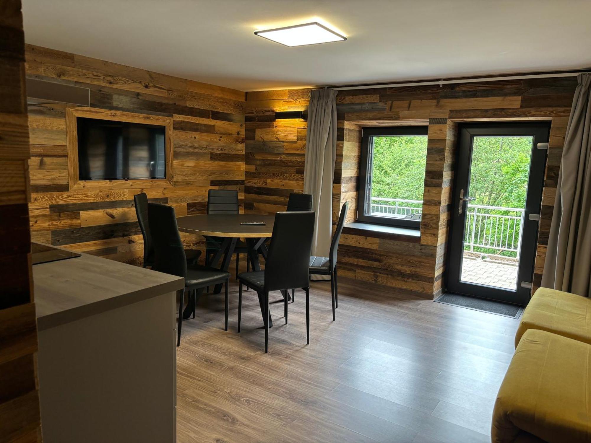 La Ferme De Rochesson, Jacuzzis & Piscine Commune ภายนอก รูปภาพ
