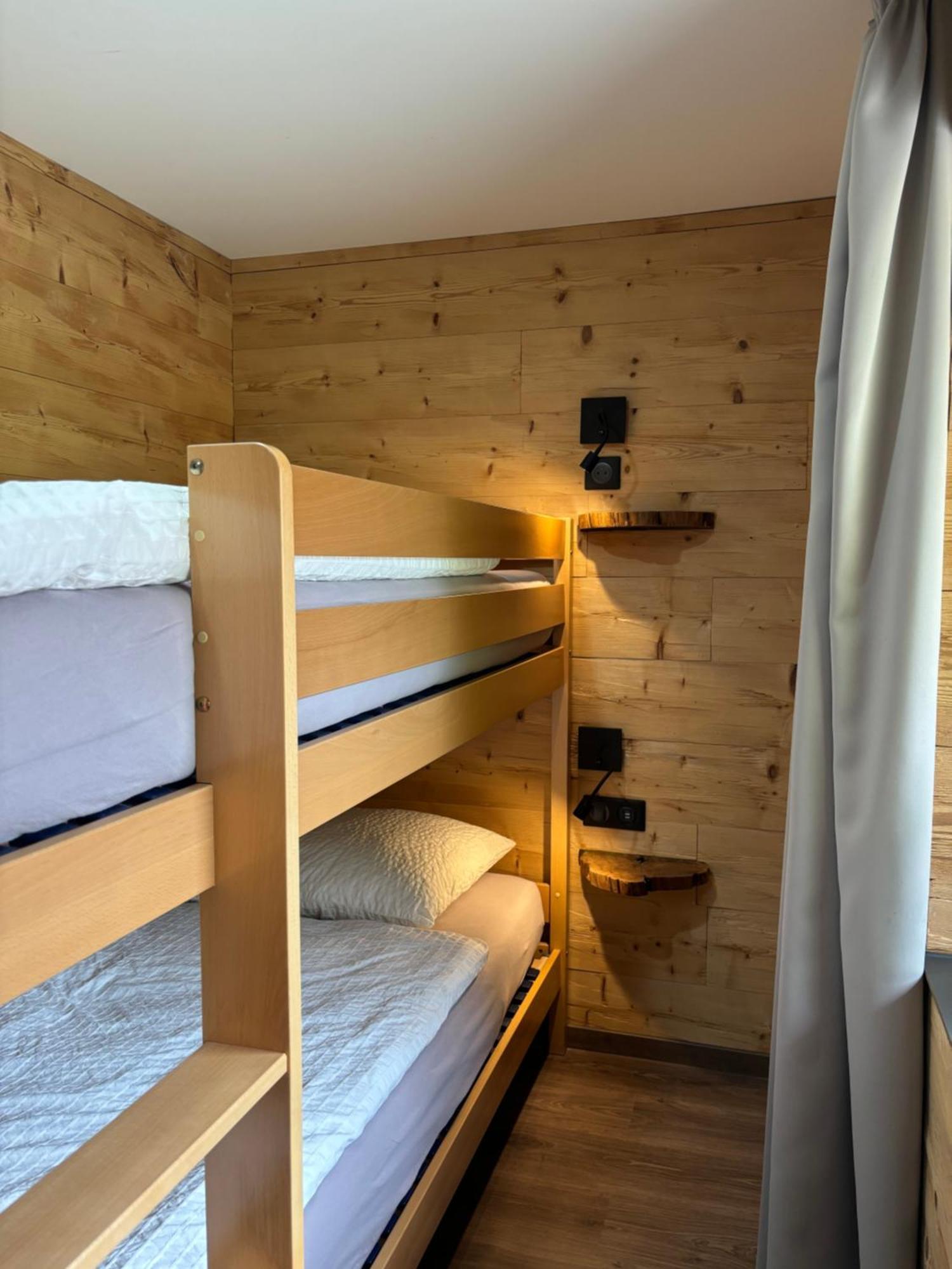 La Ferme De Rochesson, Jacuzzis & Piscine Commune ภายนอก รูปภาพ